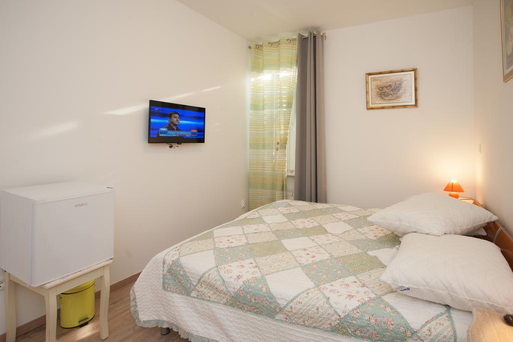 Rooms Split Pezelj Ruang foto