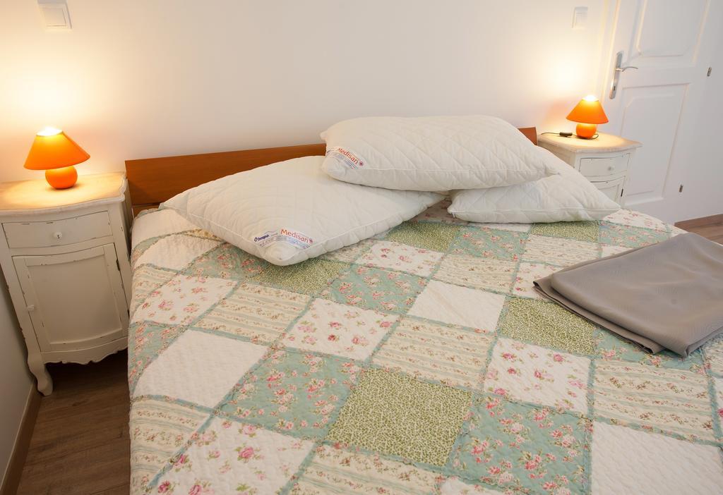 Rooms Split Pezelj Ruang foto