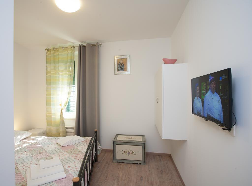 Rooms Split Pezelj Ruang foto
