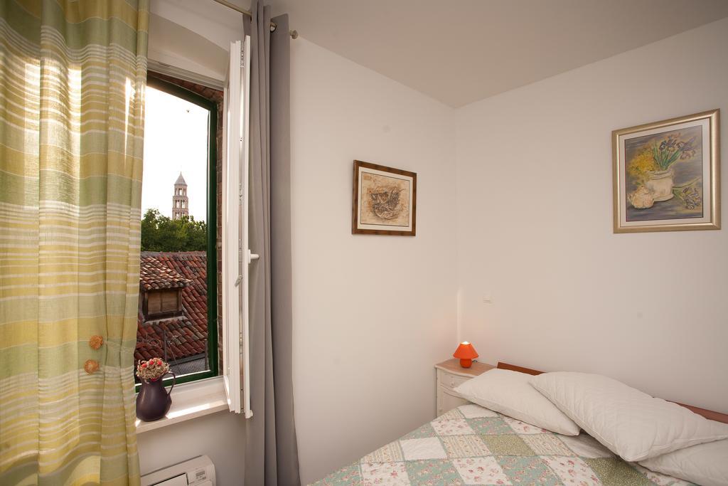 Rooms Split Pezelj Ruang foto